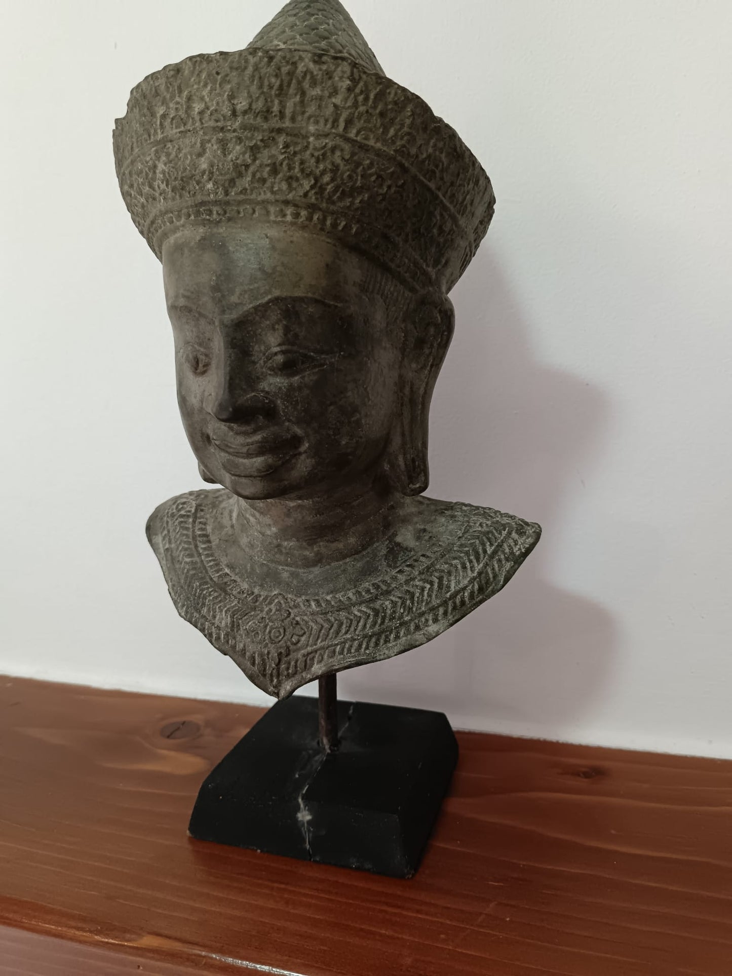 Statua in bronzo divinità asiatica in stile antico khmer