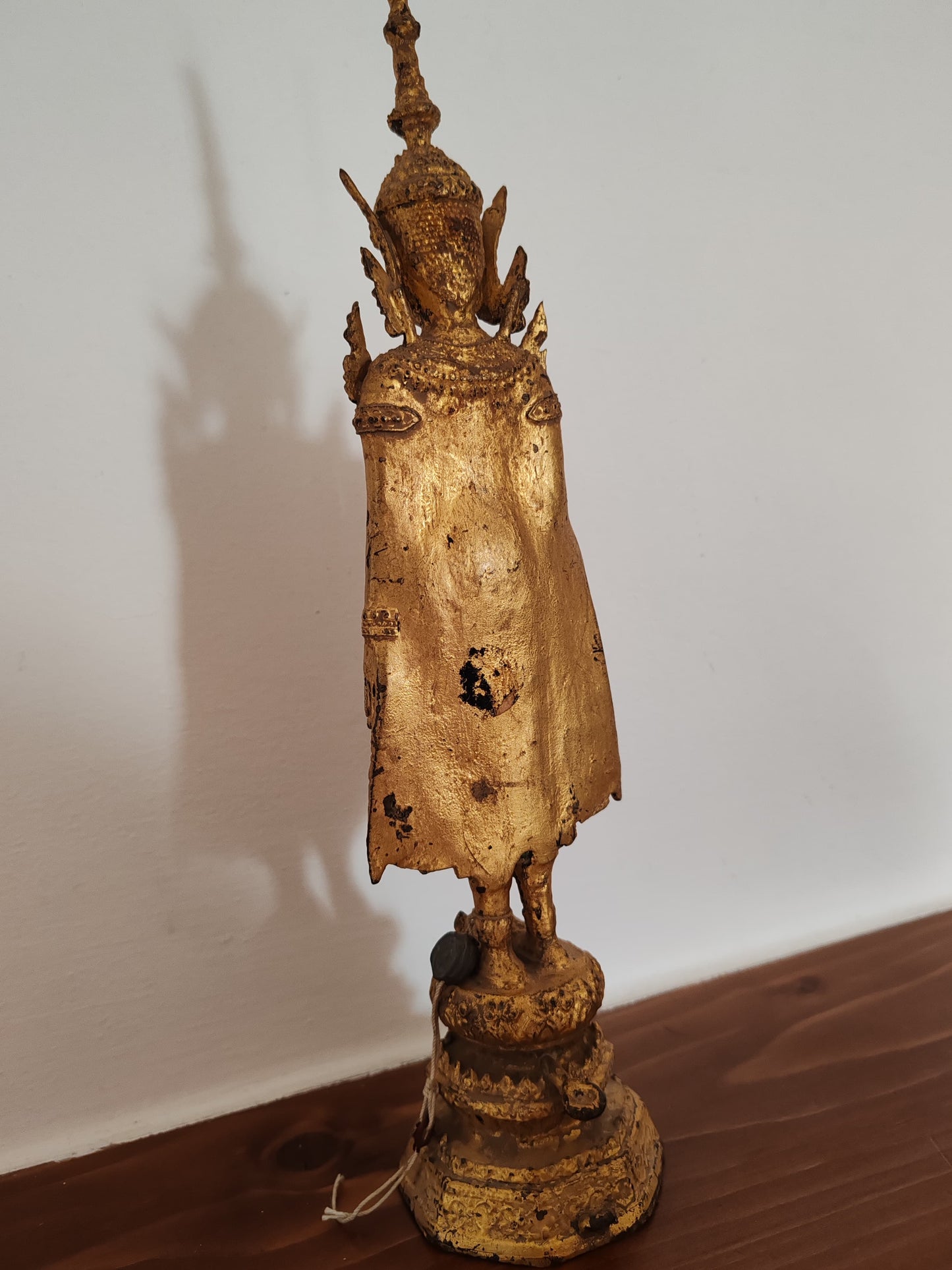 Statua in bronzo dorato- stile Rattanakosin- divinità buddista