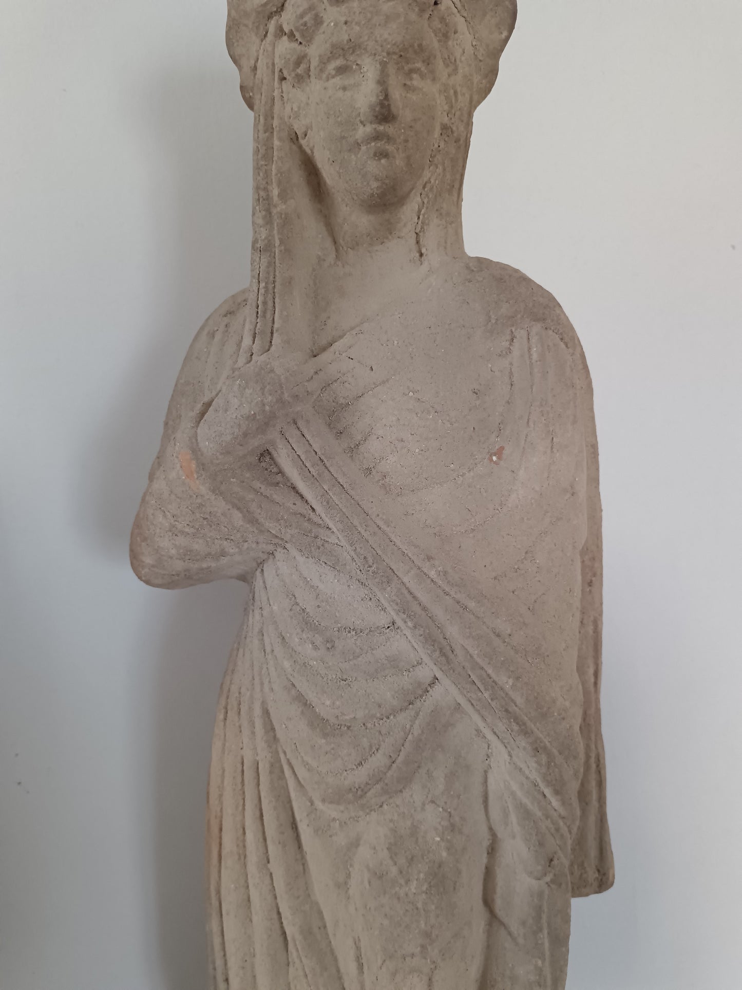 Coppia di sculture in terracotta epoca XX secolo