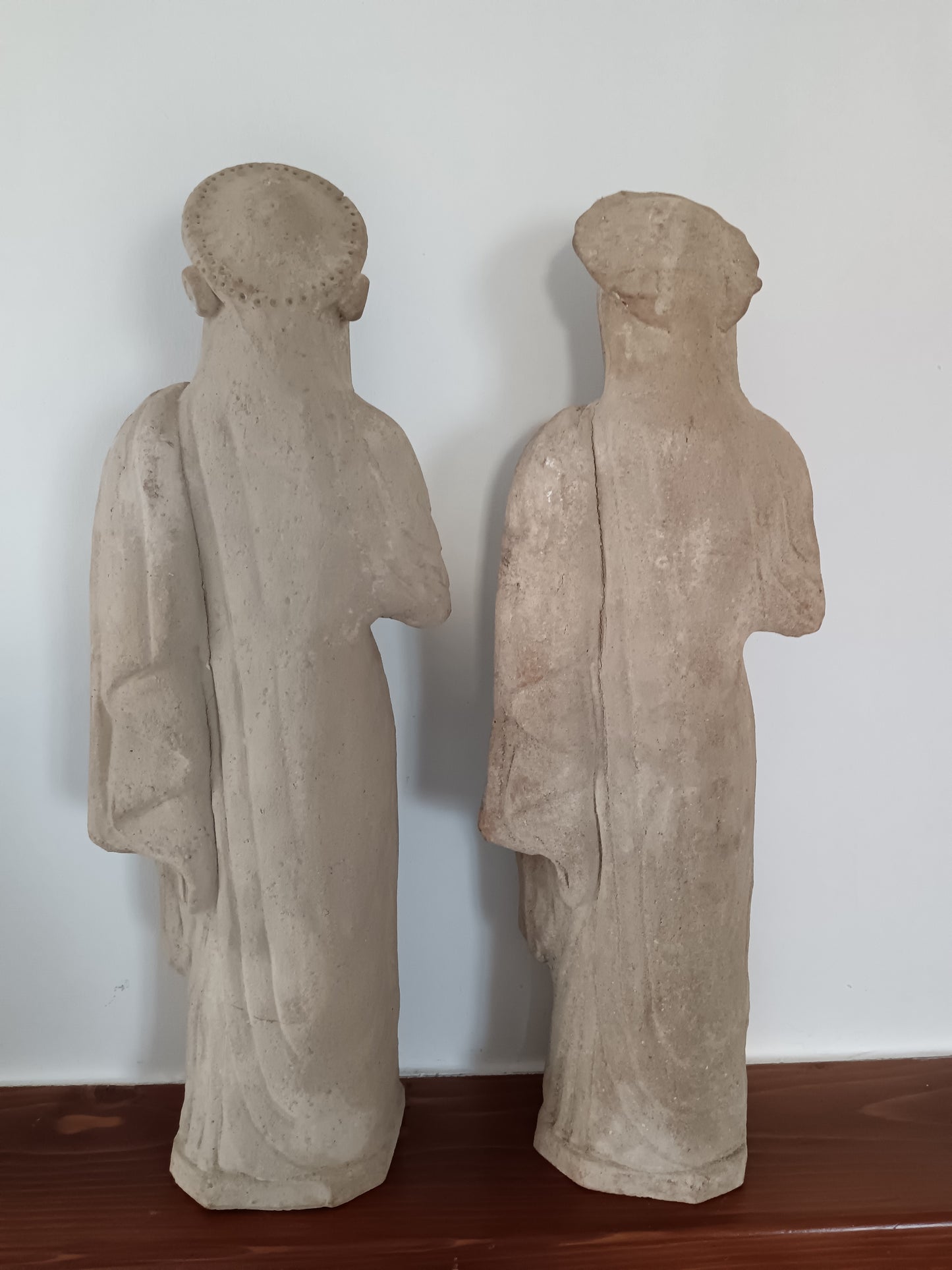 Coppia di sculture in terracotta epoca XX secolo