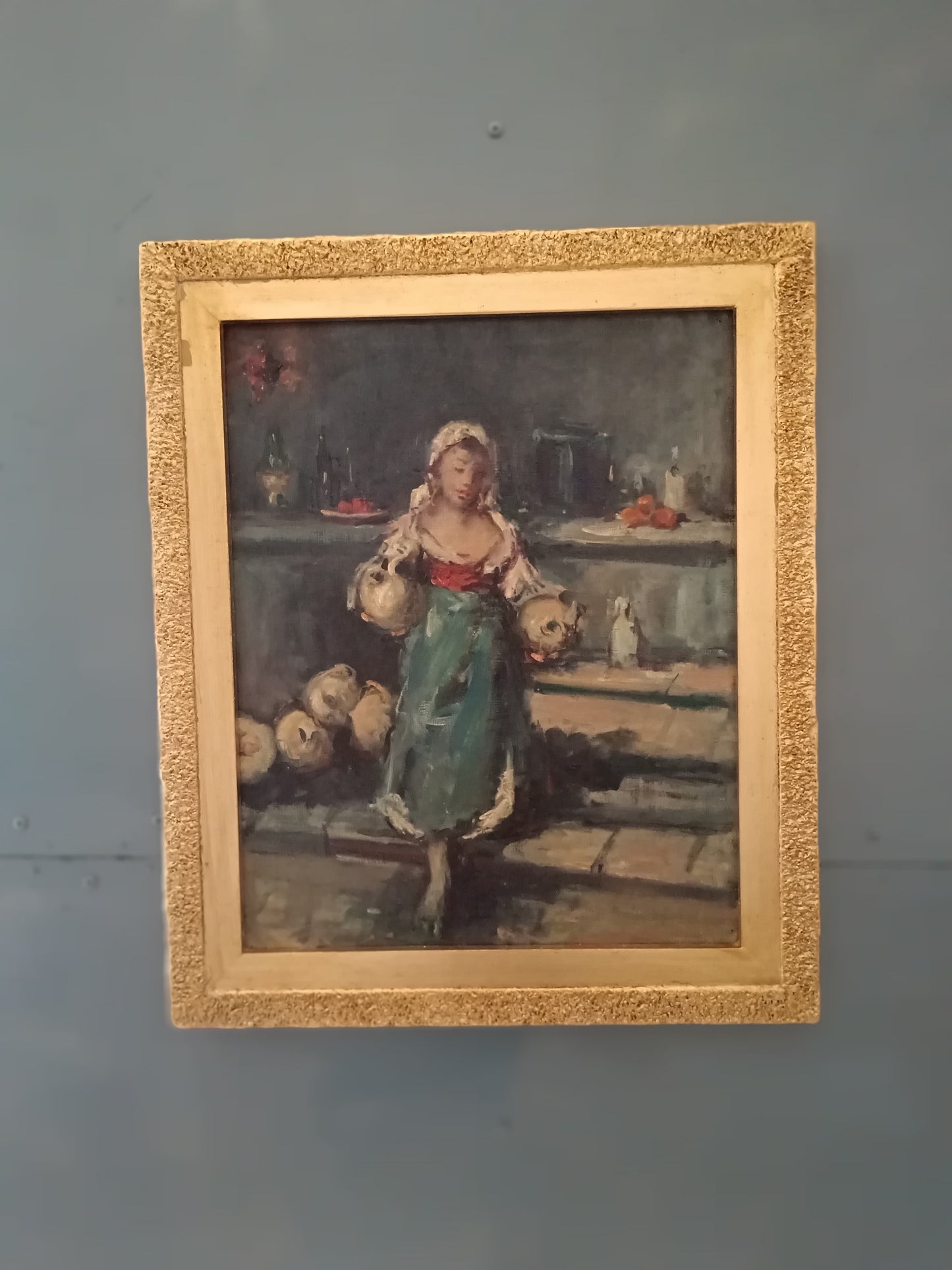 Elegante figura femminile con brocche – Olio su tela del Novecento