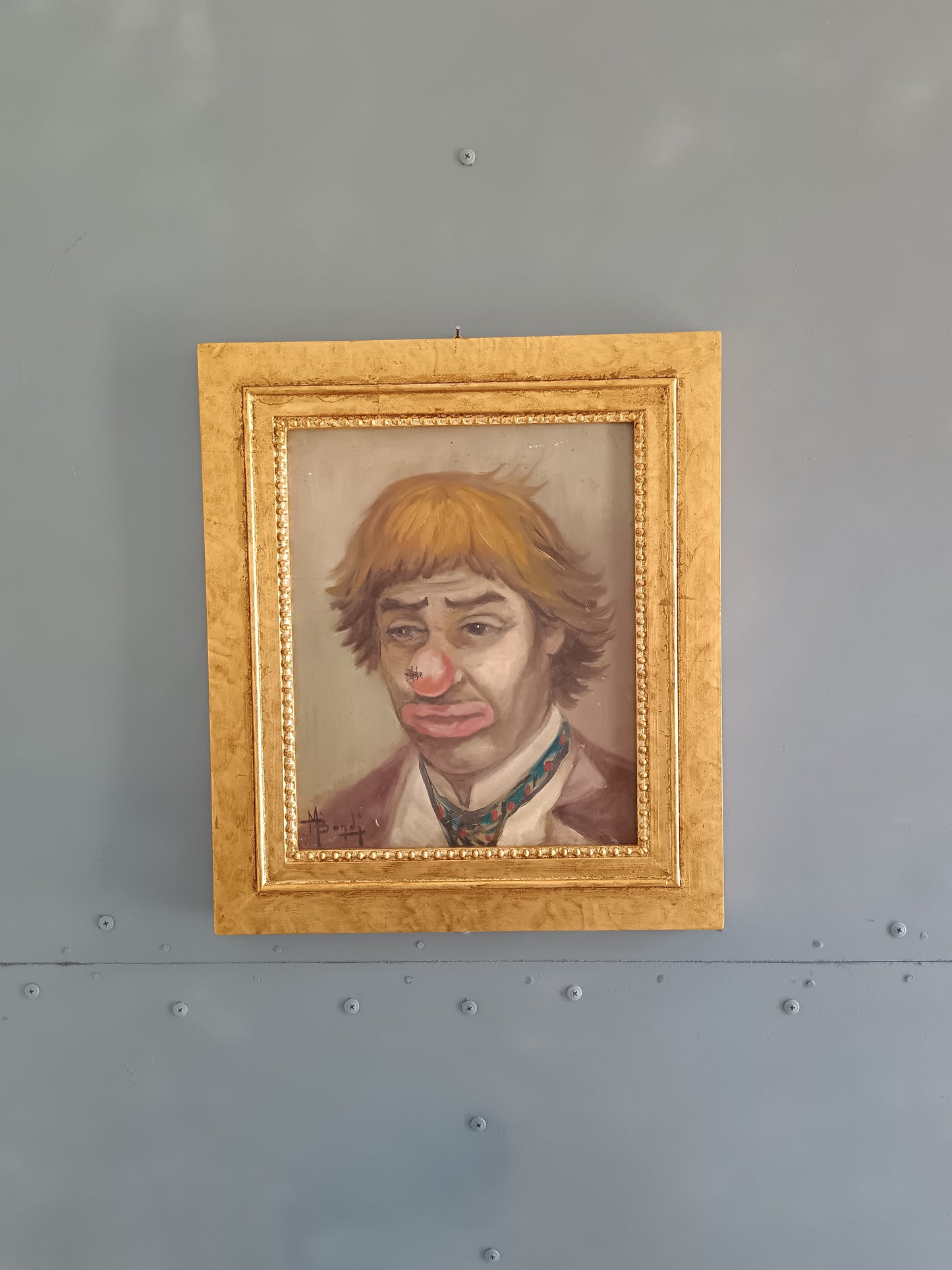 Mario Bordi (1896-1980) – “Clown malinconico” – Olio su tavola con cornice dorata, ritratto espressionista