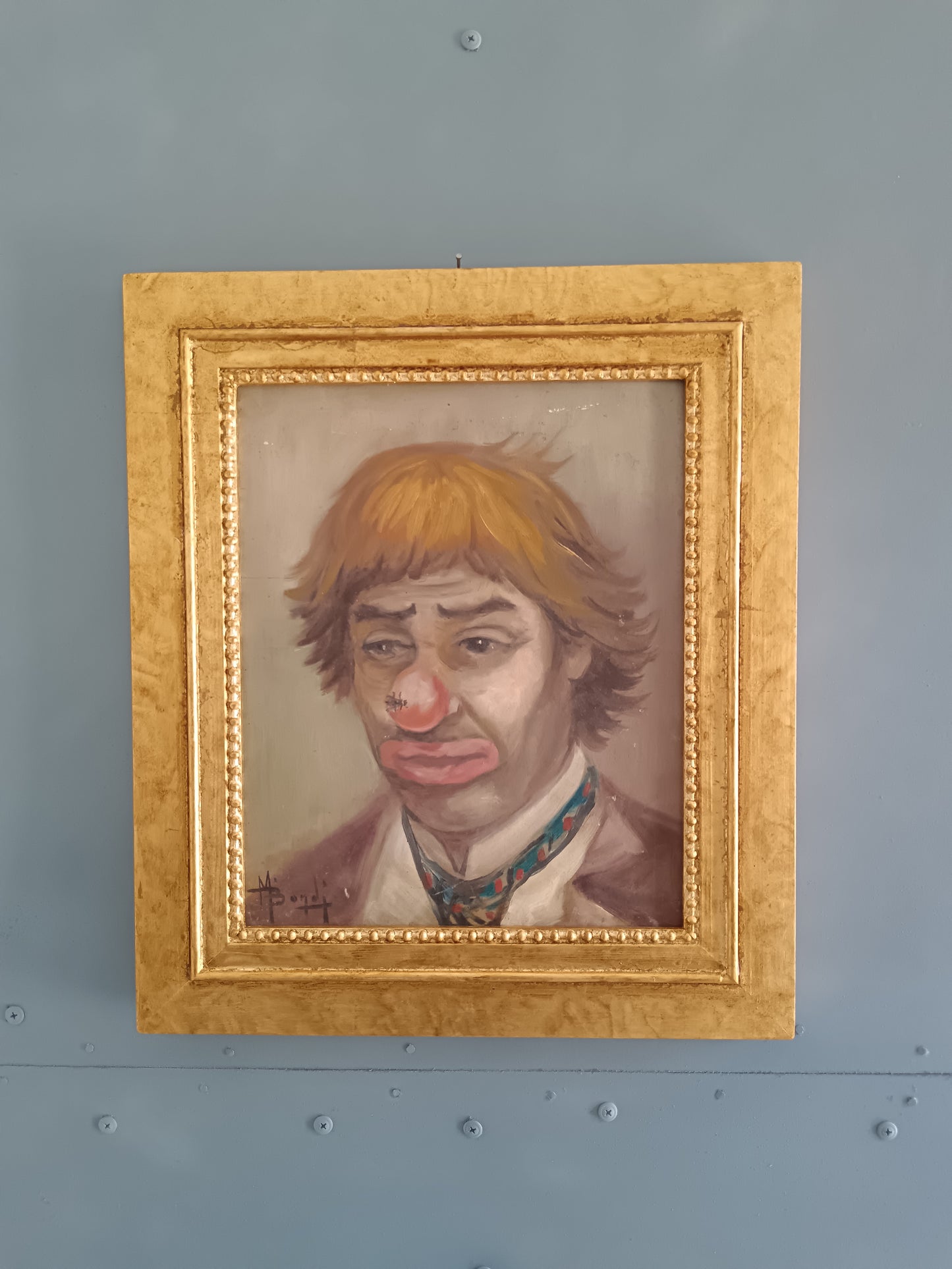 Mario Bordi (1896-1980) – “Clown malinconico” – Olio su tavola con cornice dorata, ritratto espressionista