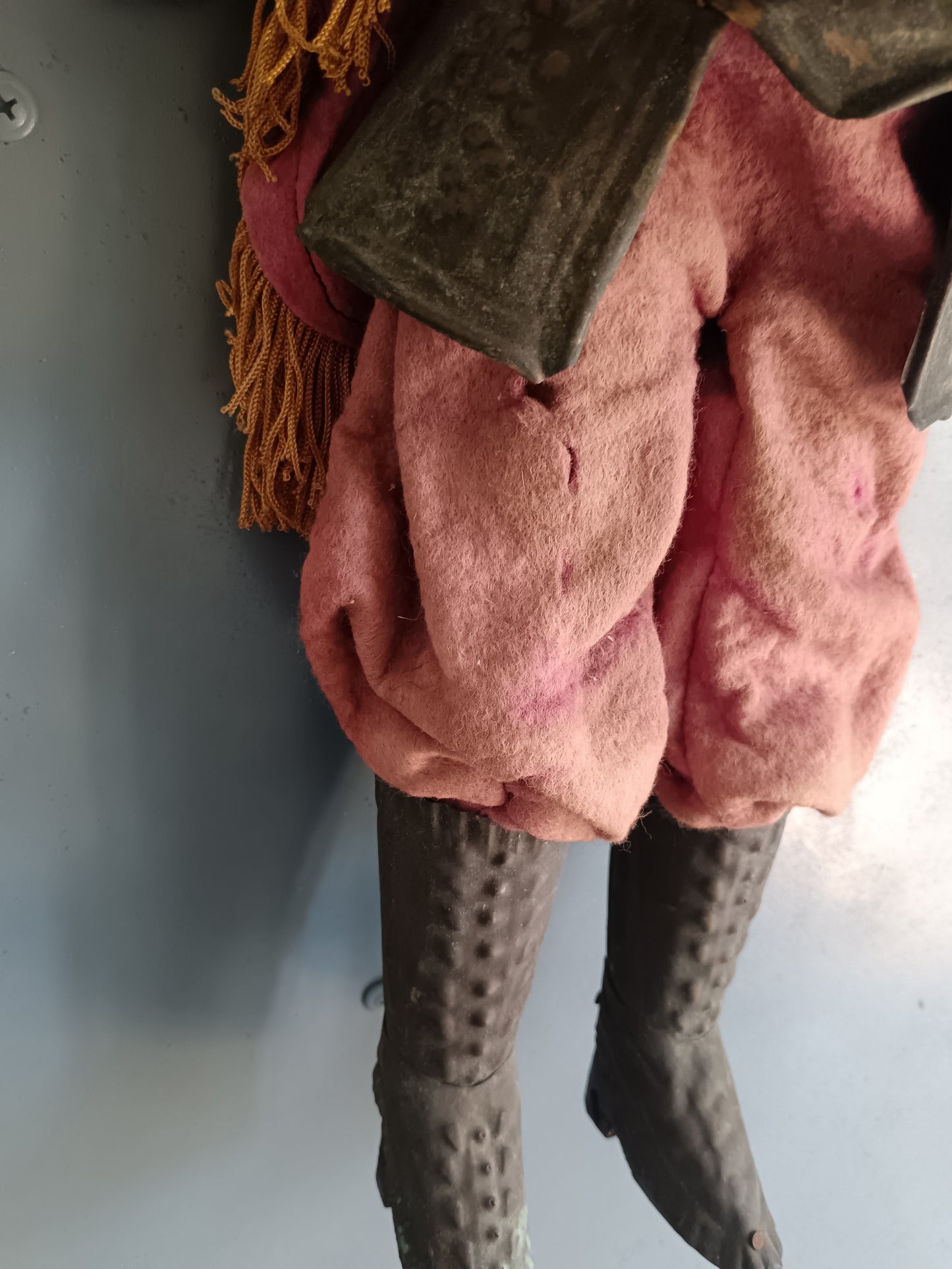 Antico Pupo Siciliano Marionetta Teatro dei Pupi Armatura in Metallo Dipinta a Mano H 70 cm