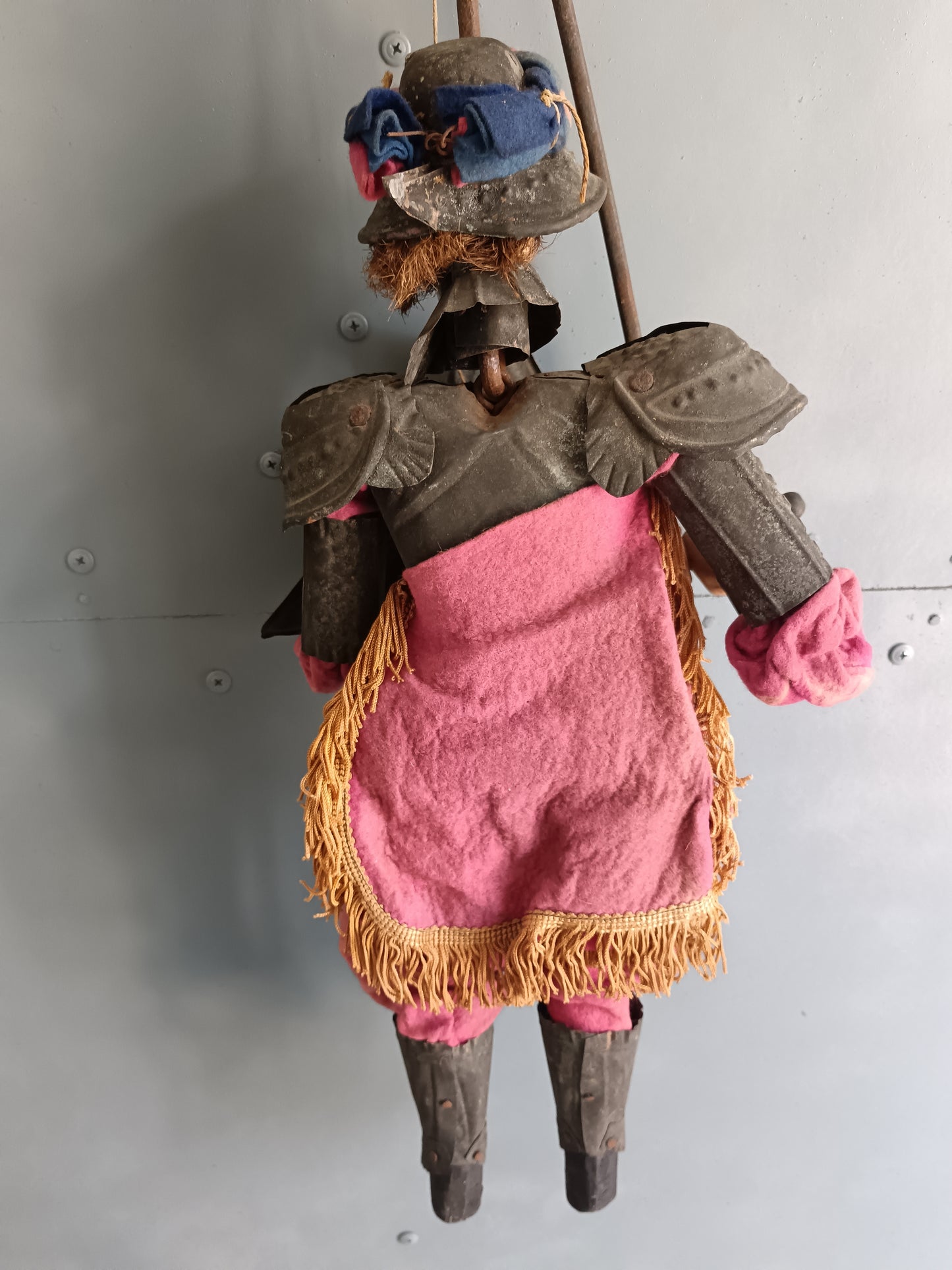 Antico Pupo Siciliano Marionetta Teatro dei Pupi Armatura in Metallo Dipinta a Mano H 70 cm