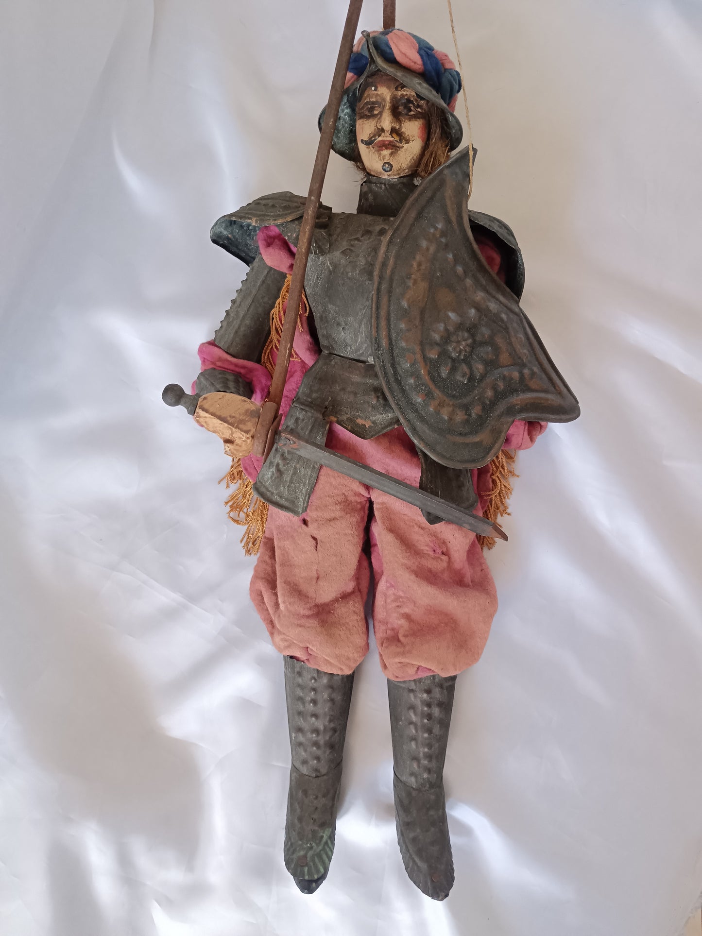 Antico Pupo Siciliano Marionetta Teatro dei Pupi Armatura in Metallo Dipinta a Mano H 70 cm