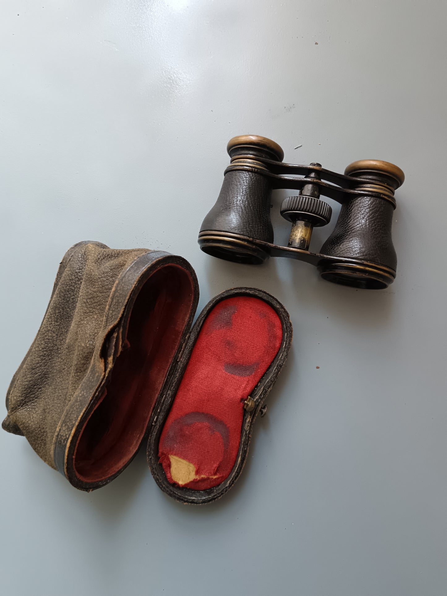 Binocolo da Teatro Emil Busch Antique Opera Glasses con Custodia Originale, Germania '900.