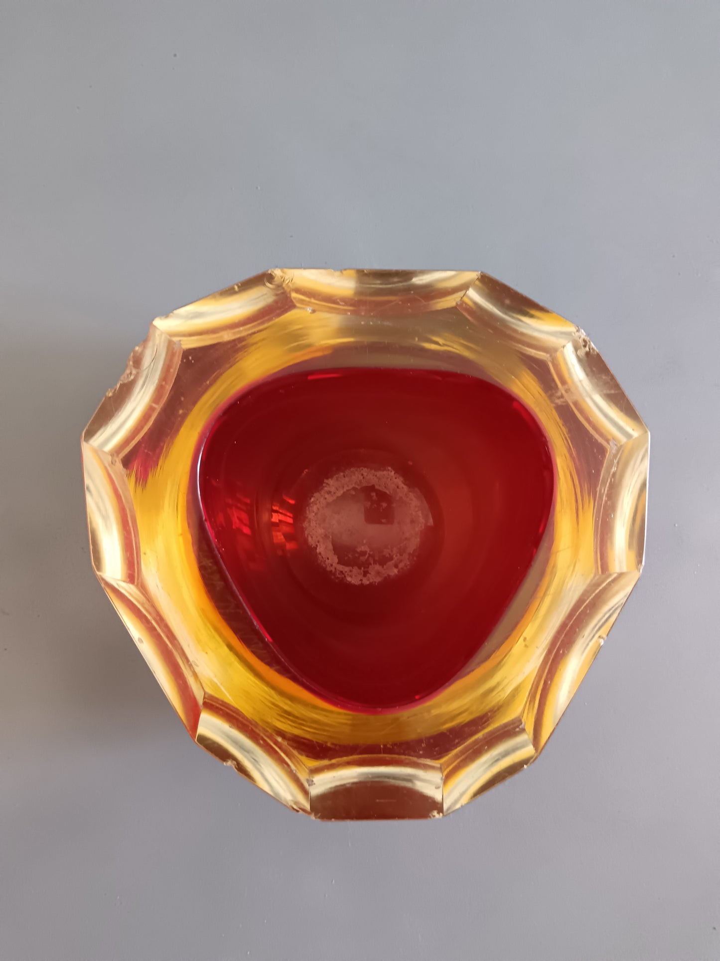 Posacenere Vintage Vetro Sommerso Rosso Rubino e Ambra Murano Stile Flavio Poli.