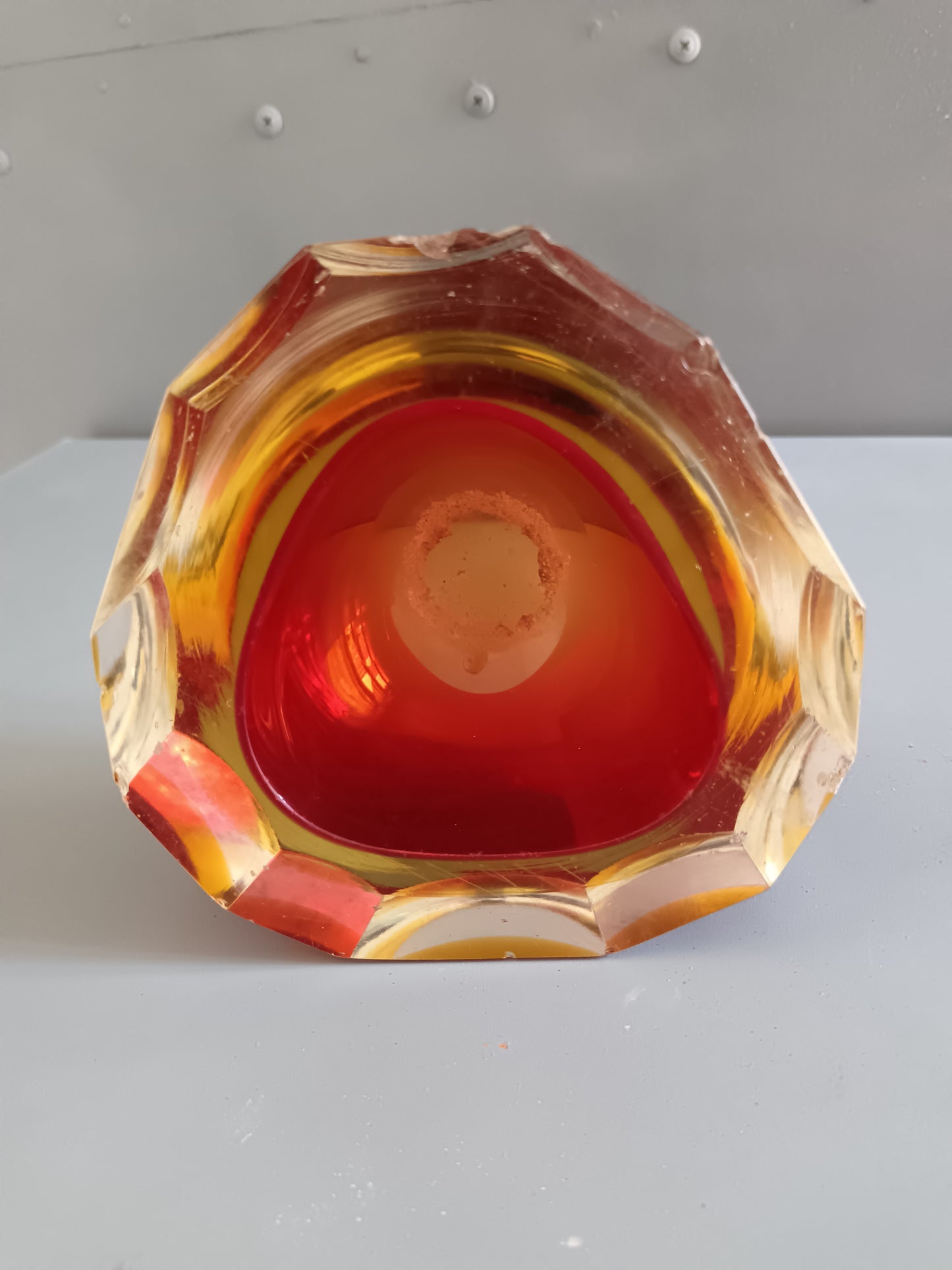 Posacenere Vintage Vetro Sommerso Rosso Rubino e Ambra Murano Stile Flavio Poli.