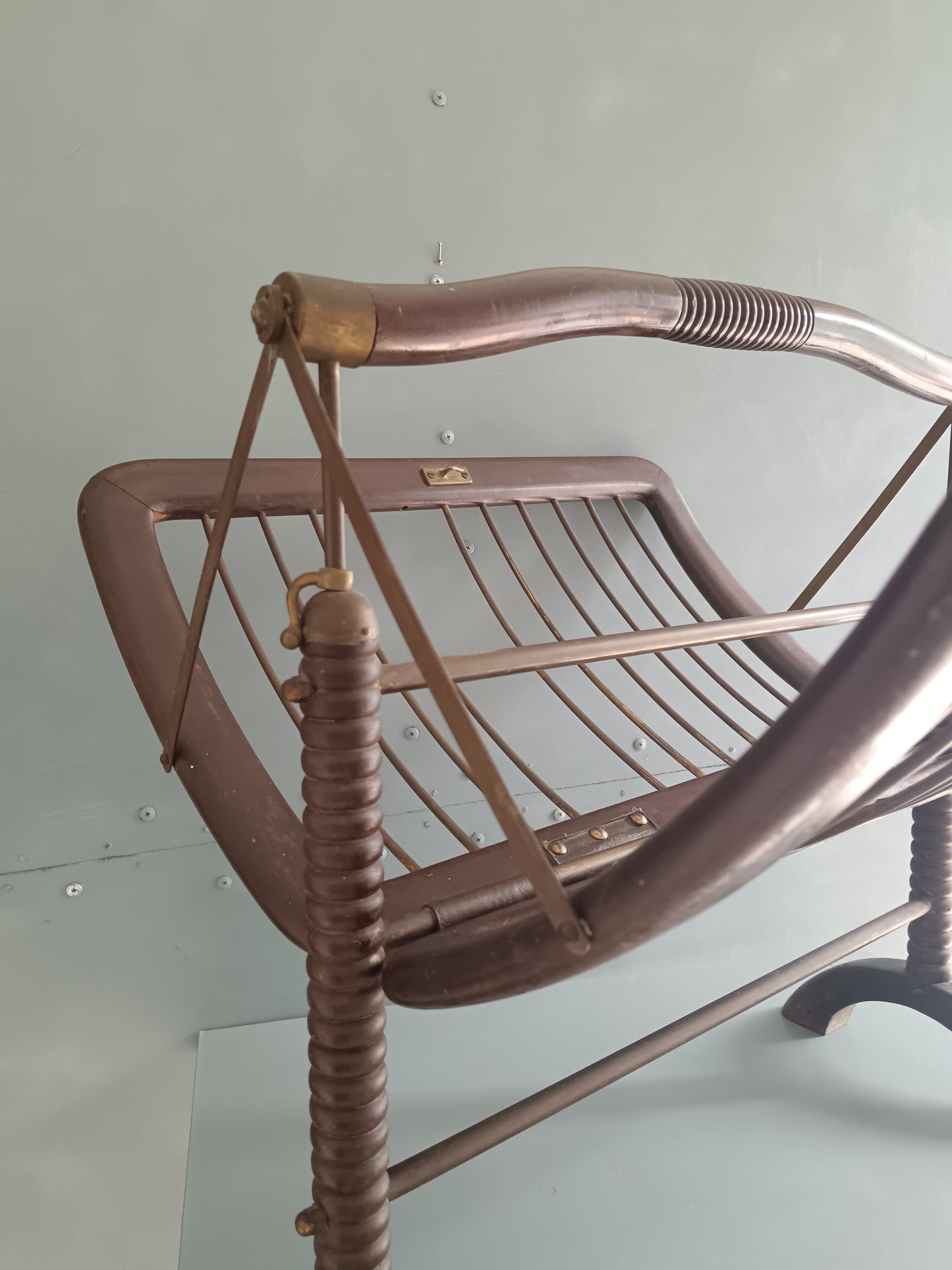 Portariviste Pieghevole Vintage in Faggio Curvato Stile Thonet Anni '30 Modernariato