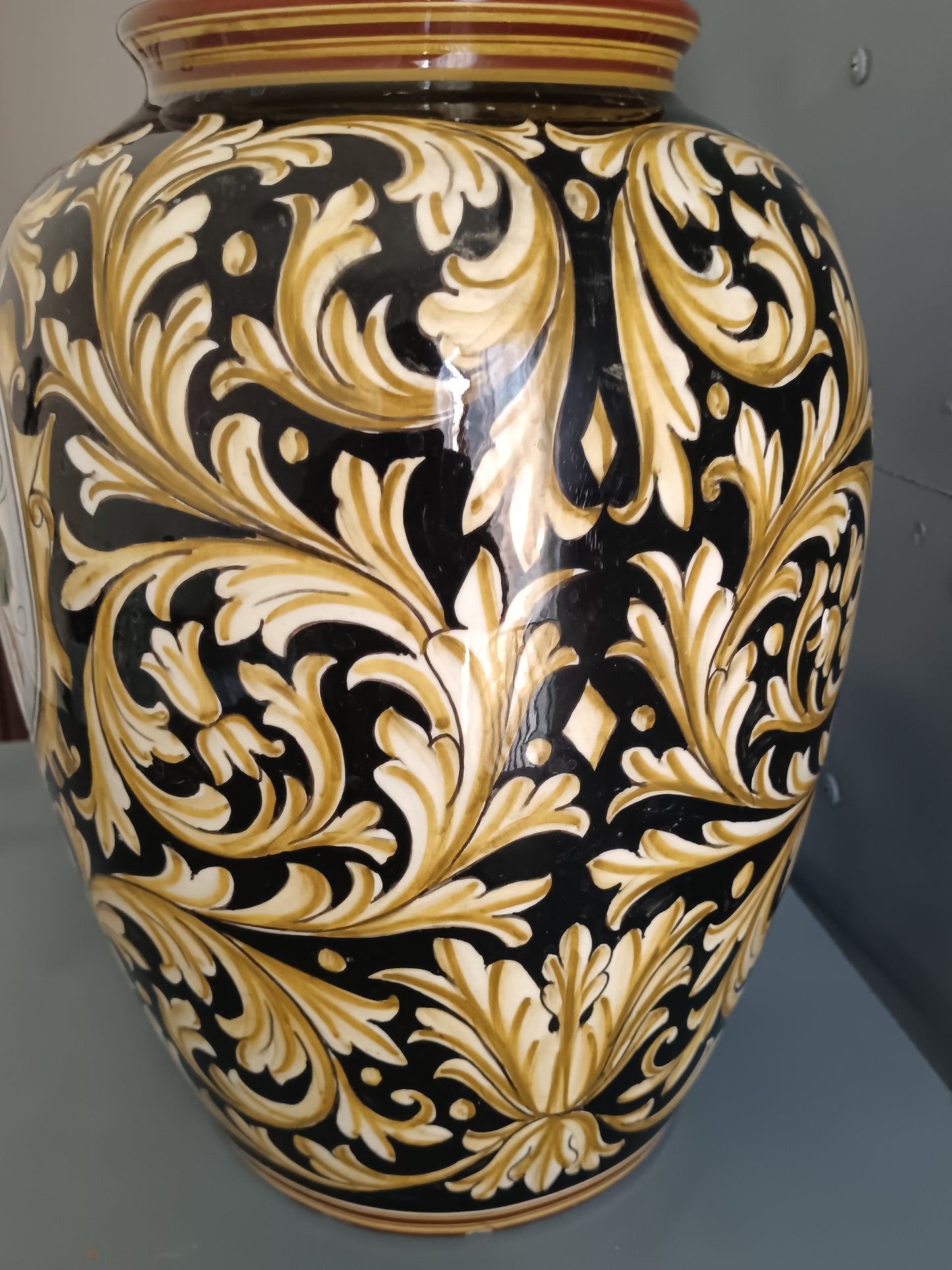 MAR.MACA. San Marino Vaso Maiolica Anni ’40-’60 Decorato a Mano Fondo Nero