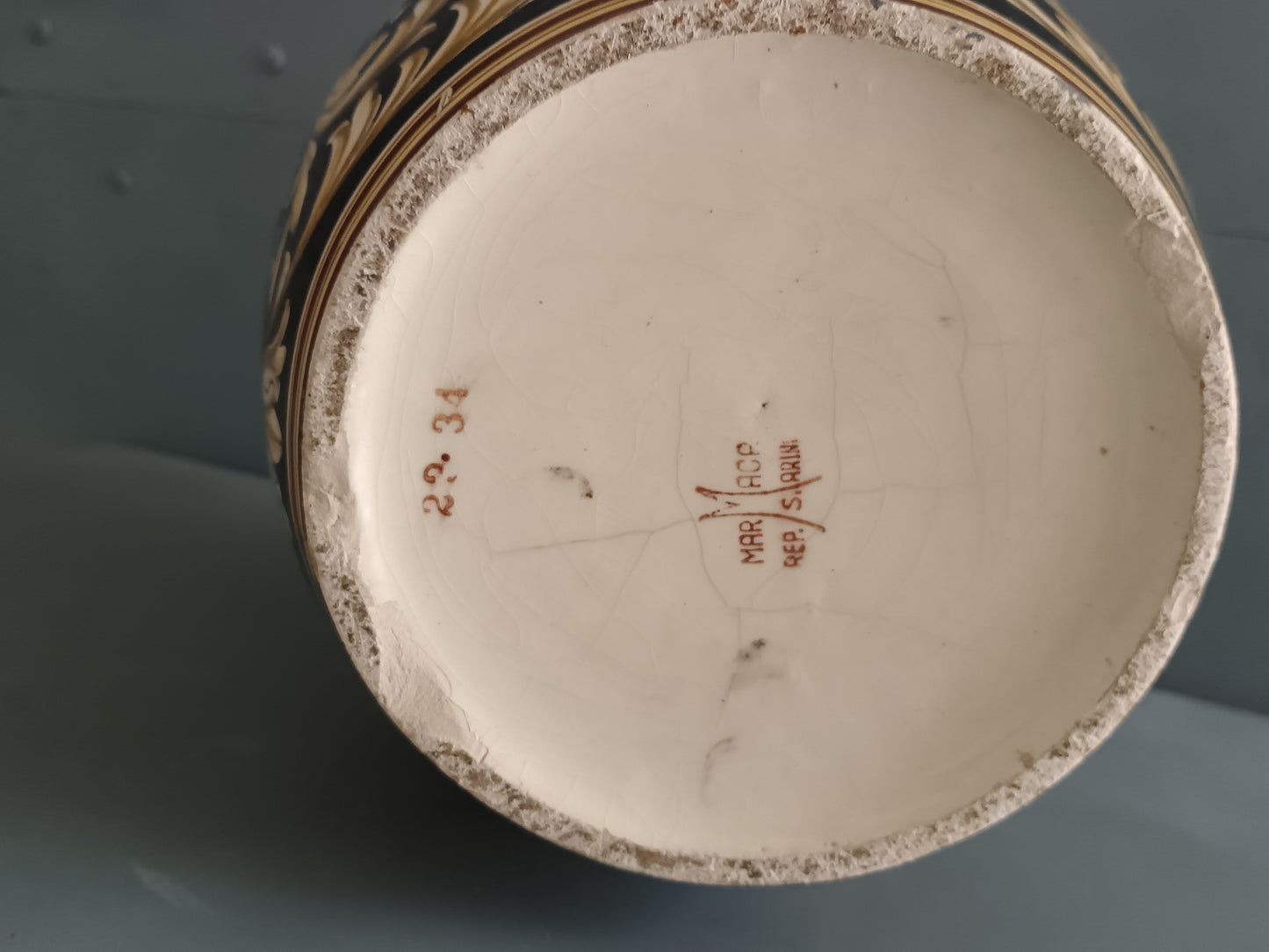 MAR.MACA. San Marino Vaso Maiolica Anni ’40-’60 Decorato a Mano Fondo Nero