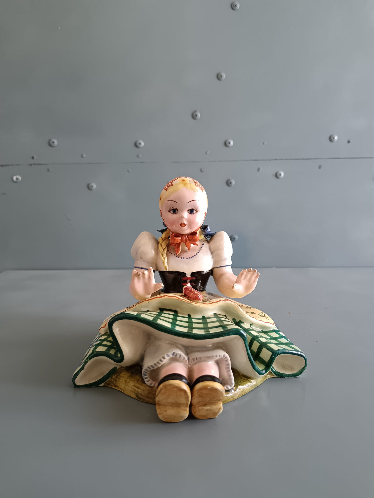 ANTICA STATUINA CERAMICA ITALIANA ANNI ’40 – FORNACE NORD ITALIA – BAMBINA TIROLESE