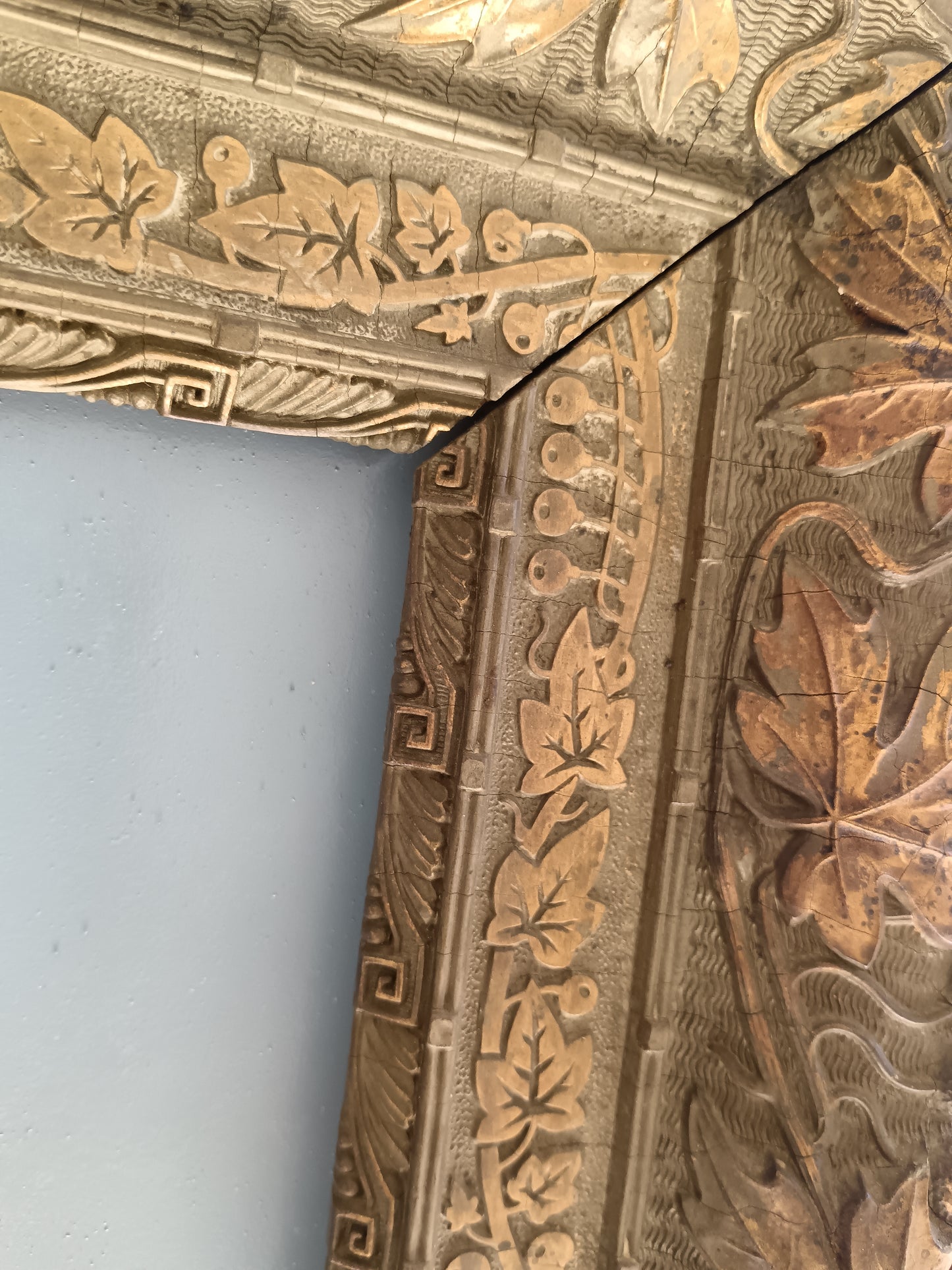 ANTICA CORNICE ITALIANA IN PASTIGLIA E FOGLIA D'ORO FINE '800
