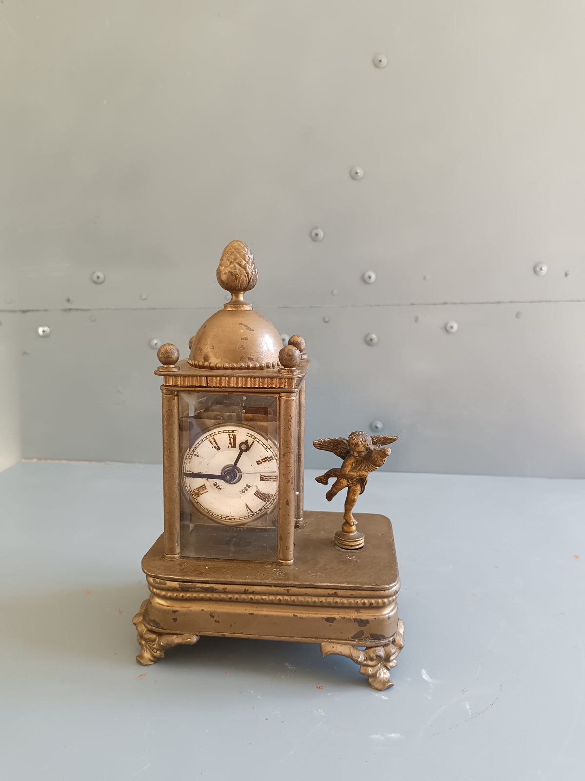 ANTICO OROLOGIO DA TAVOLO “CAPPUCCINA” / DA CARROZZA – PUTTO ALATO – FINE ‘800