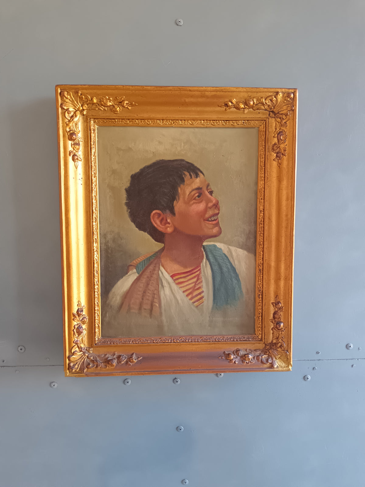 Ritratto di Scugnizzo Napoletano – Olio su Tela – Pittura Italiana XX Secolo – Cornice Dorata