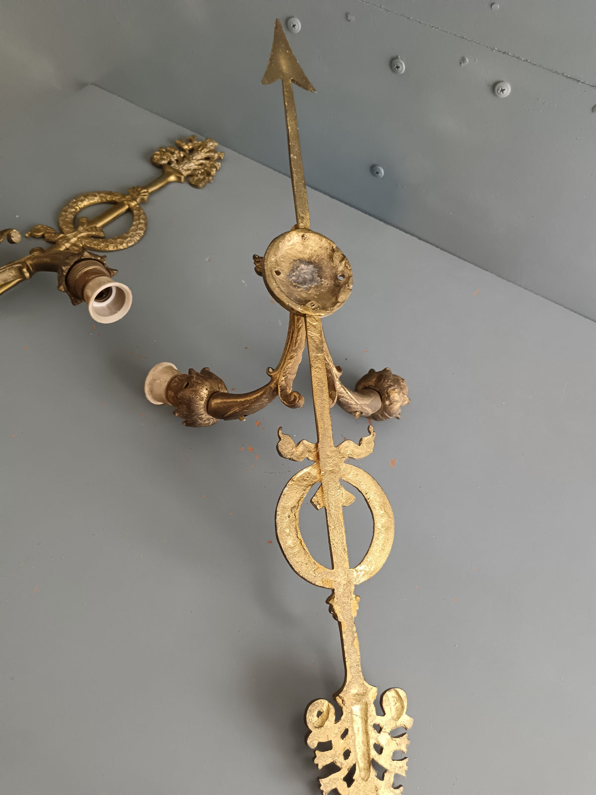 Coppia Applique Stile Impero Bronzo Dorato 47cm Freccia Cigno Pair Empire Sconces