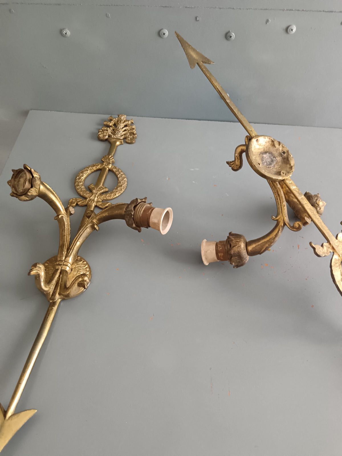 Coppia Applique Stile Impero Bronzo Dorato 47cm Freccia Cigno Pair Empire Sconces