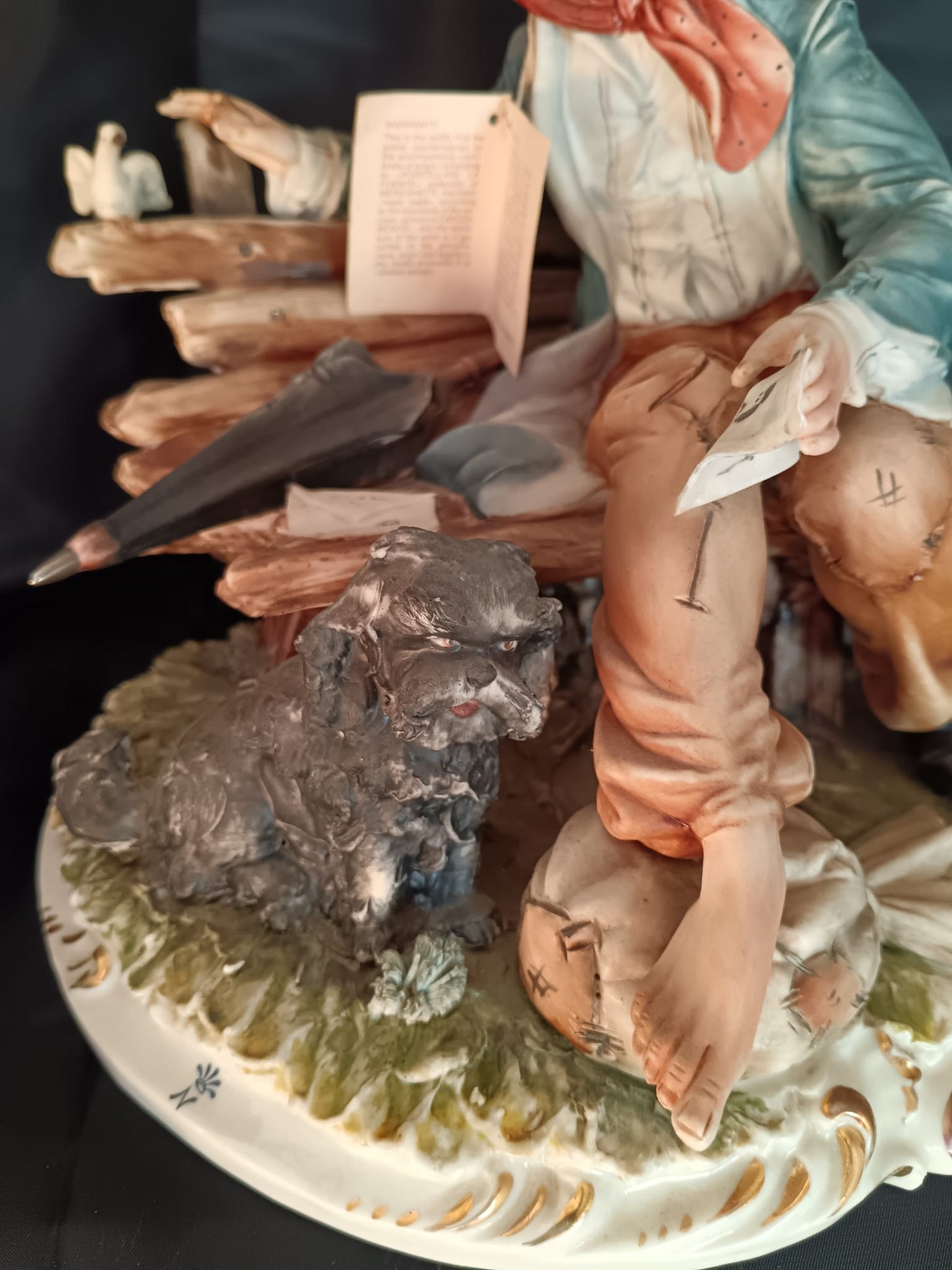 "La Solitudine"- scultura in porcellana di Capodimonte firmata (Meneghetti)