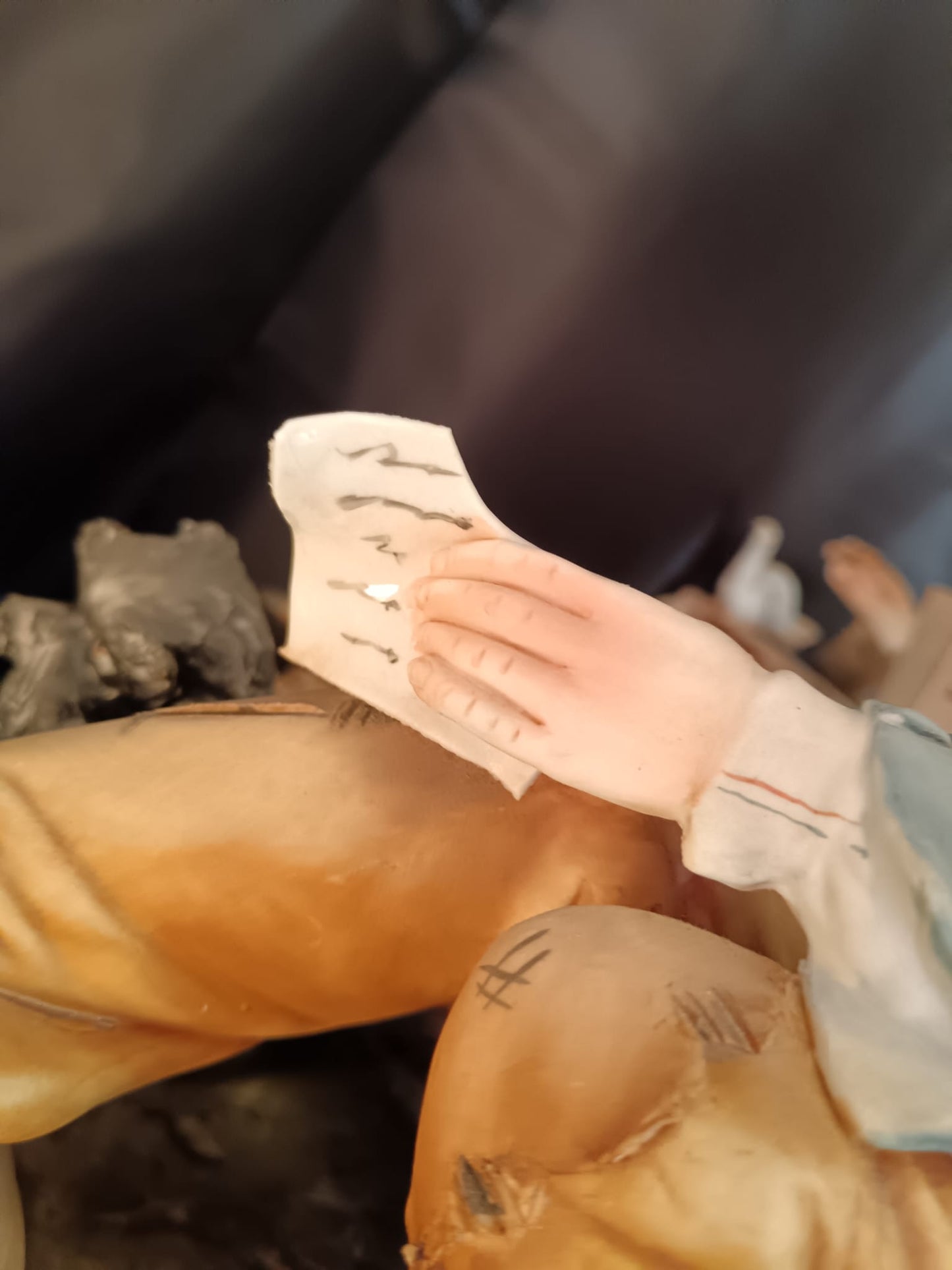 "La Solitudine"- scultura in porcellana di Capodimonte firmata (Meneghetti)