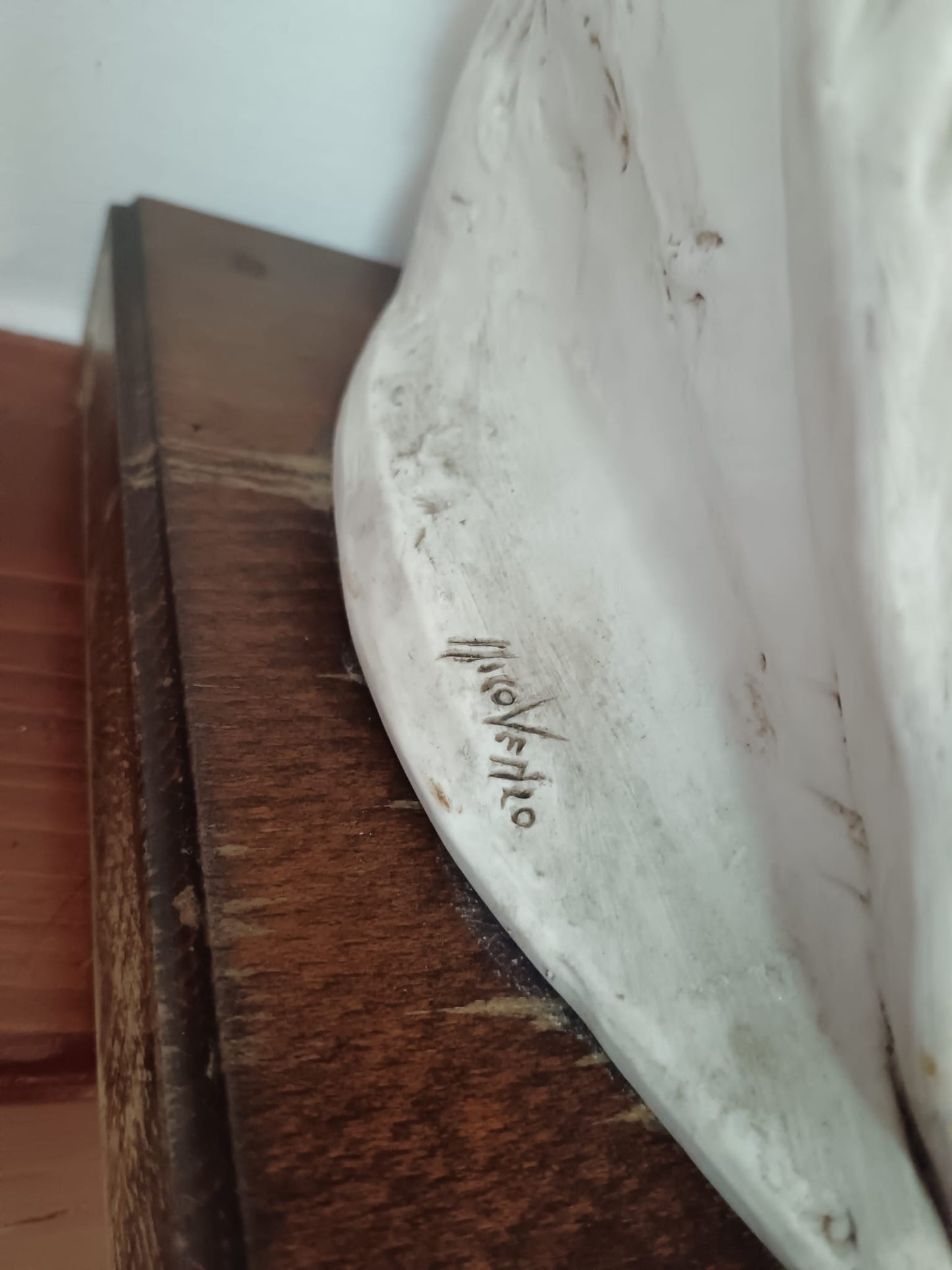 Nico Venzo (Bassano Del Grappa 1938)- Scultura in porcellana epoca XX Secolo