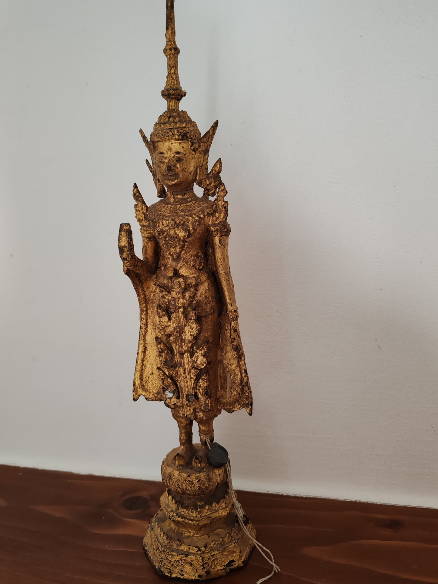 Statua in bronzo dorato- stile Rattanakosin- divinità buddista