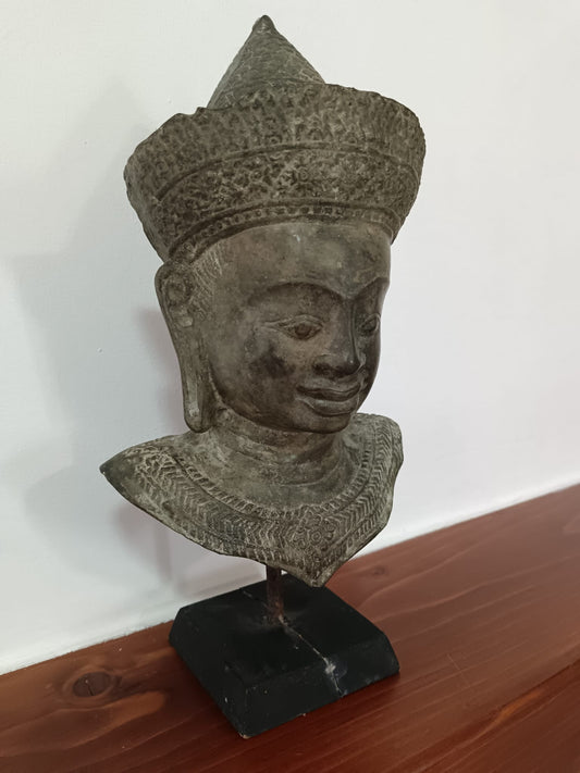 Statua in bronzo divinità asiatica in stile antico khmer
